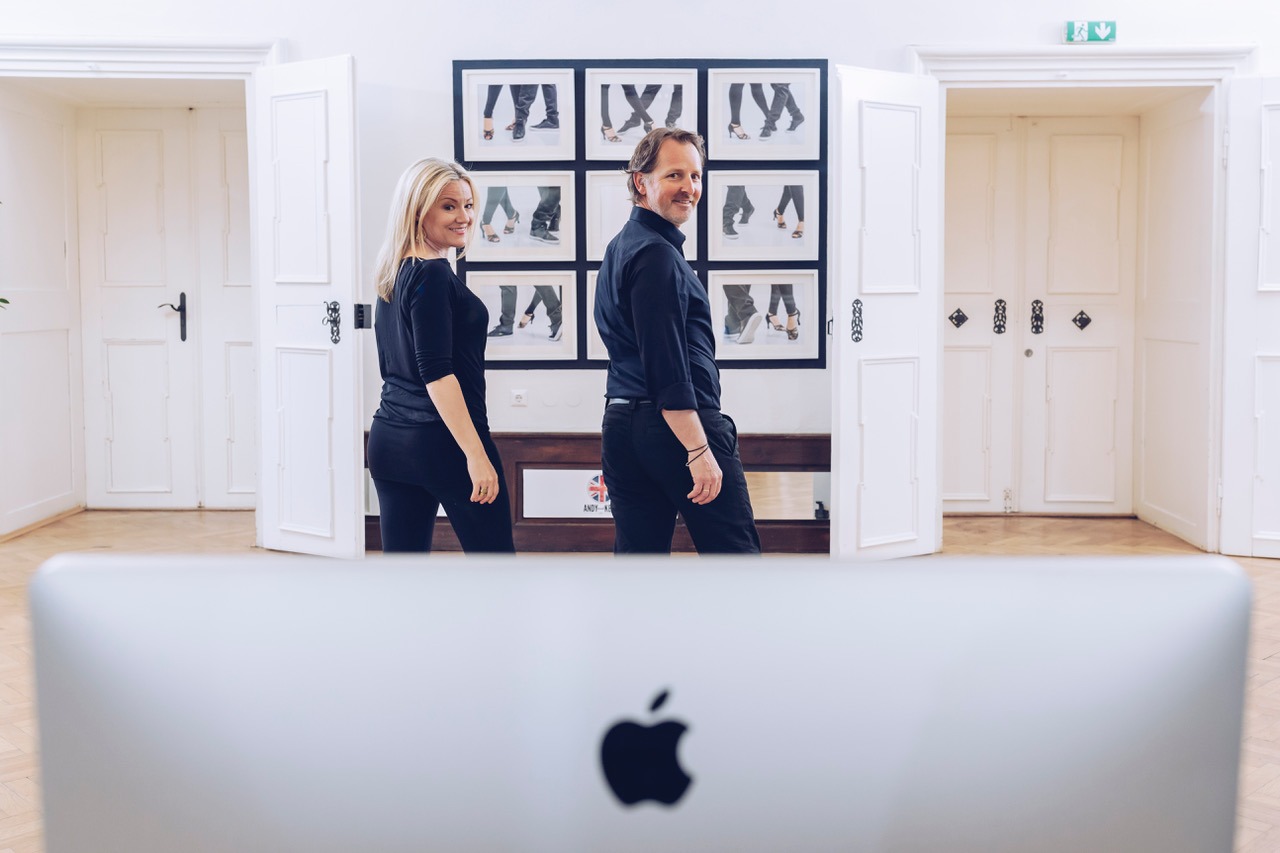 Online marketing for a dance school